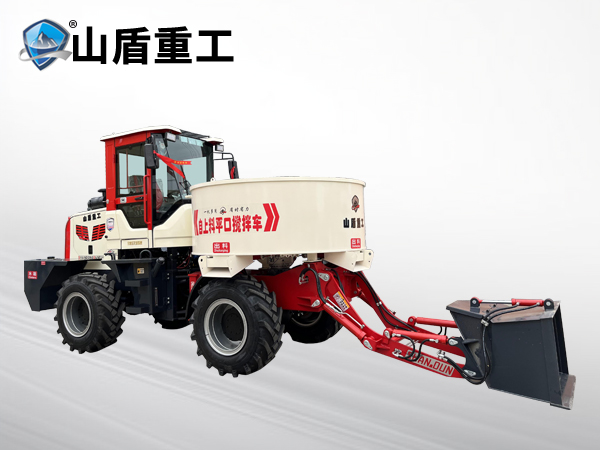 如何正確操作自上料混凝土攪拌車(chē)